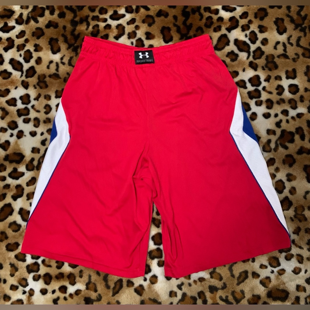 Under Armour shorts 🩳 medium men’s